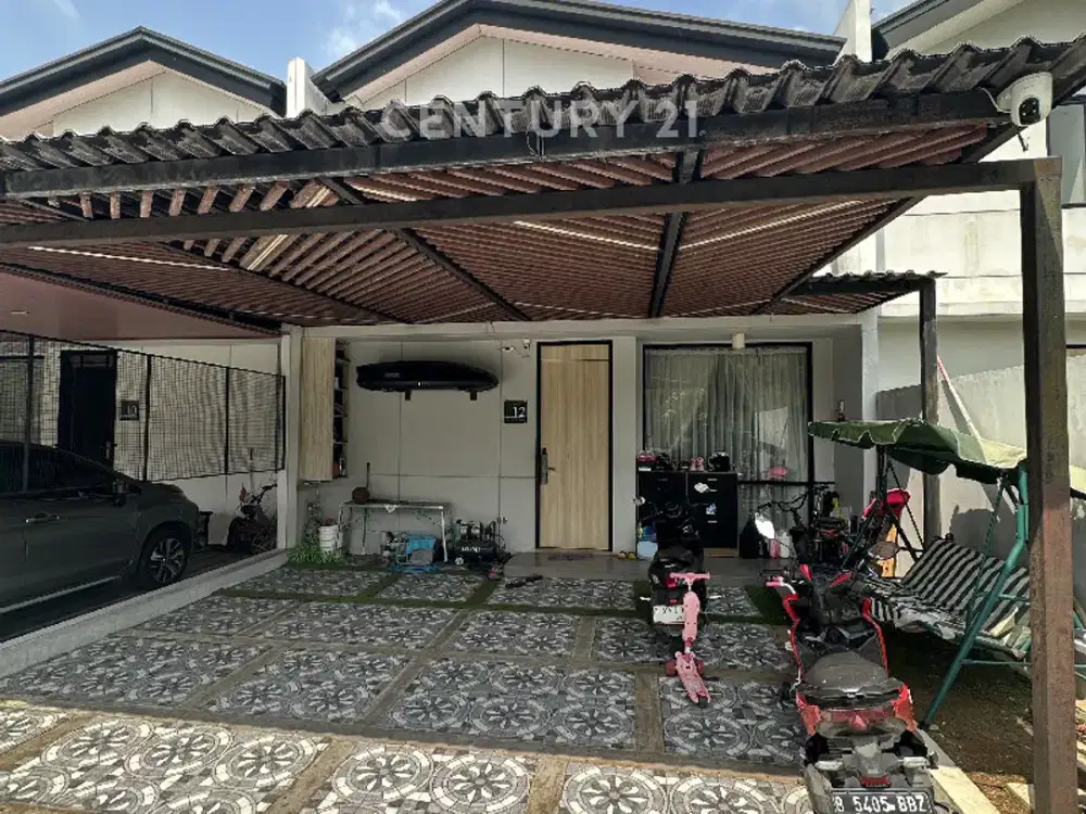 Hunian Nyaman Di Lippo Cikarang Waterfront 3 Lantai Open Space