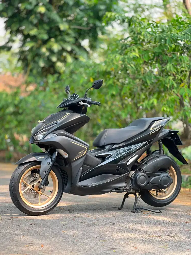 YAMAHA AEROX 155 S ABS BLACK 2019 KM 11K PAJAK PANJANG SIAP HARIAN
