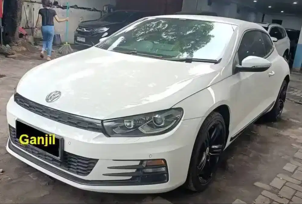 {CASH} Scirrocco R-Line 1.4 TSI Km 58rb ATPM Record Siap Pakai Orsinil