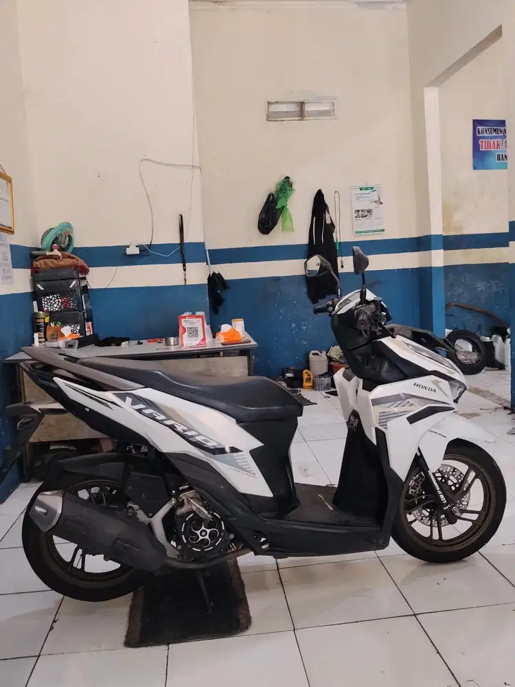 JUAL CEPAT HONDA VARIO 125CC 2023 SUPER GRES