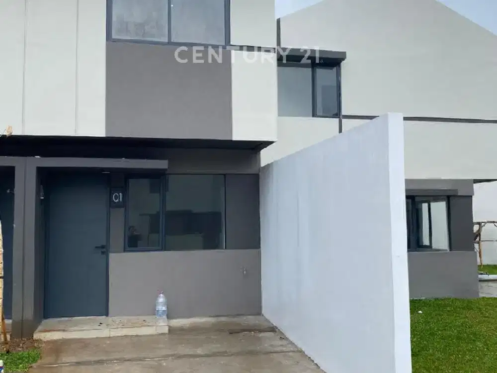 Rumah XYZ 2 Lantai Nego Sampai Deal Lippo Cikarang