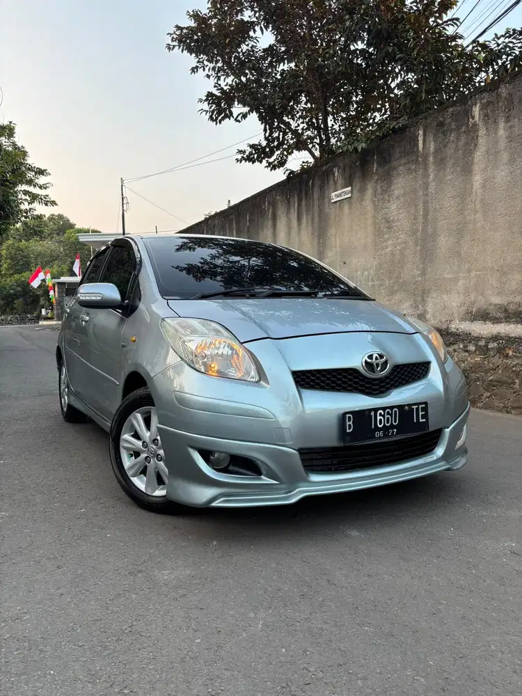 [CASH] Toyota Yaris E At 2009 Tt Pribadi Bergaransi Murah