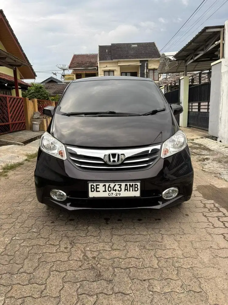 Honda Freed 2012 SD Facelift