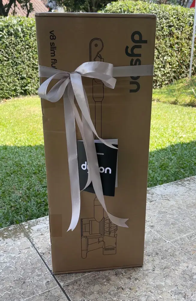 Jual Dyson v8 Slim Fluffy
