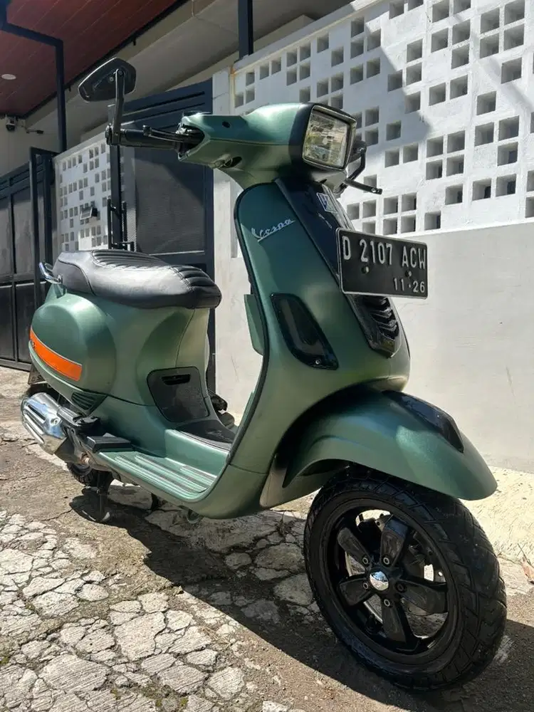 Vespa matic Tipe S125 tahun 2019 low km