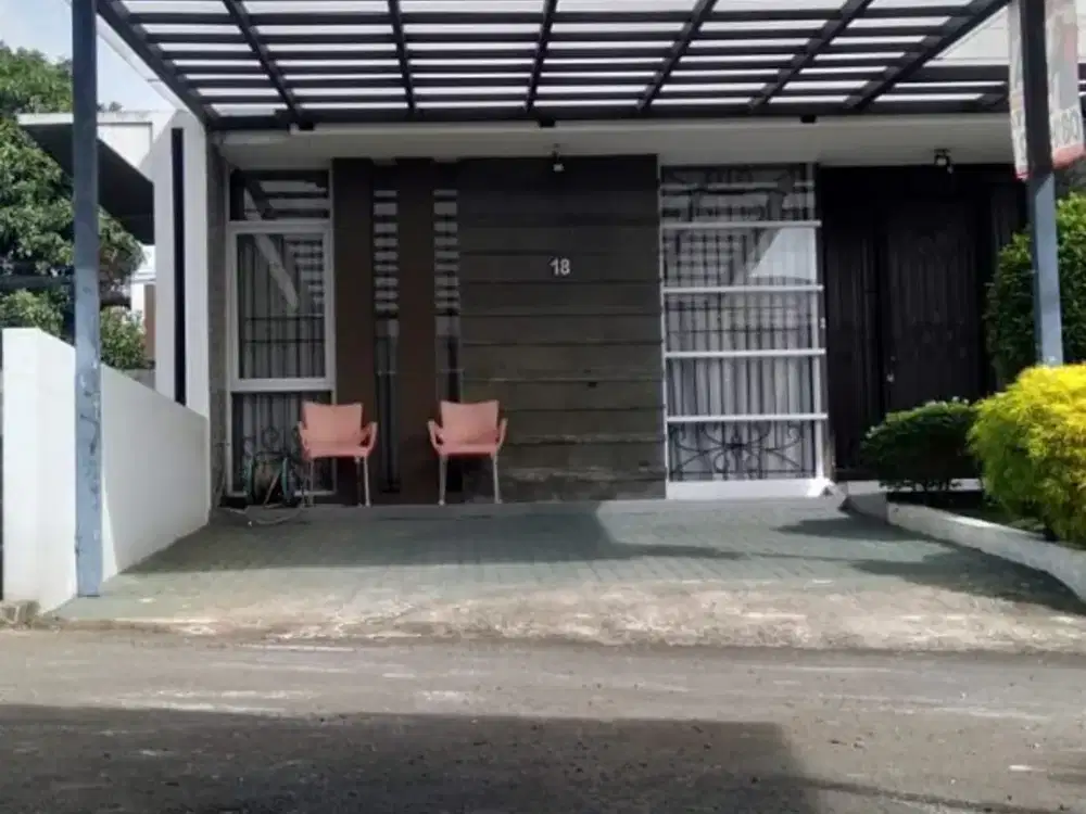 MURAH! RUMAH BAGUS SIAP HUNI DI CLUSTER SARIJADI DEKAT TOL PASTEUR
