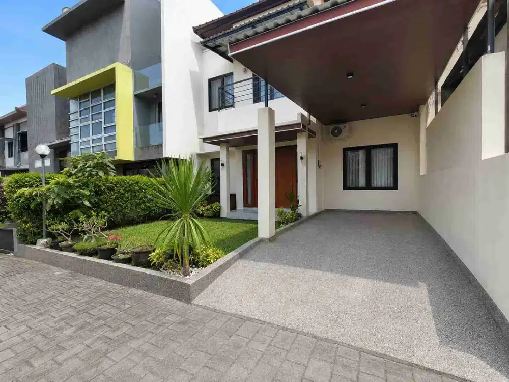 Disewakan Rumah 3+1 Kamar Tidur di Gatsu Tengah Denpasar – Cluster One Gate Security, Kolam Renang, Dekat Living World