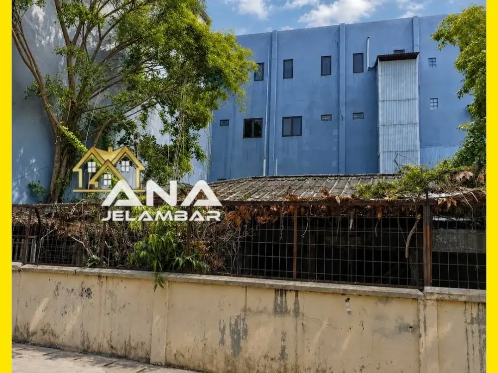 ANA RUMAH LAMA HITUNG TANAH LT.208M UK 10.8X20M DI JELAMBAR