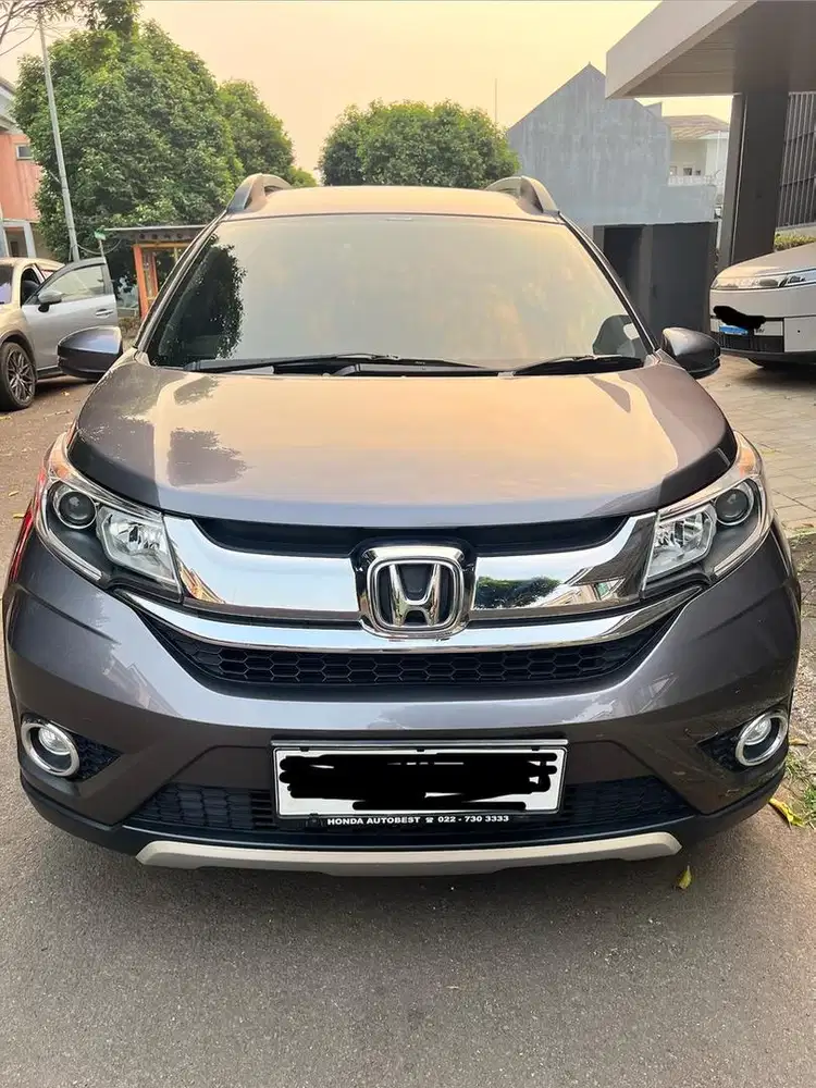 [Istimewa] Honda BR-V E CVT 2018 Abu-Abu - KM 39rb, Pajak Panjang, BSD