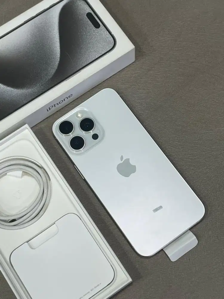 Iphone 15 Pro Max 256GB White ex iBox mulus like new