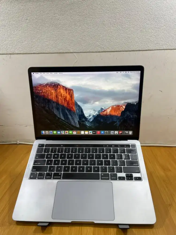 MacBook Pro 2020|M1|8GB|256GB
