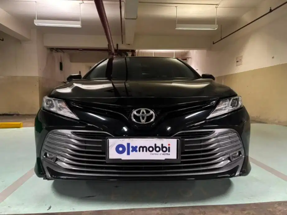 LOW DP Toyota Camry 2.5 V Bensin-AT 2021 SAR