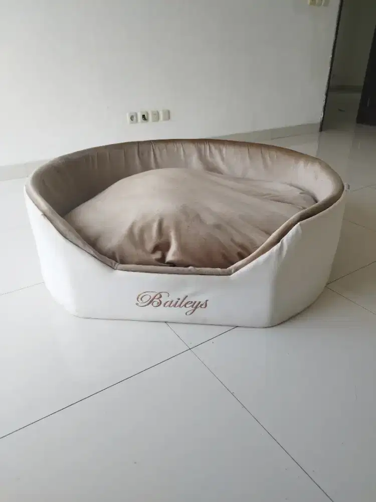 Tempat tidur anjing