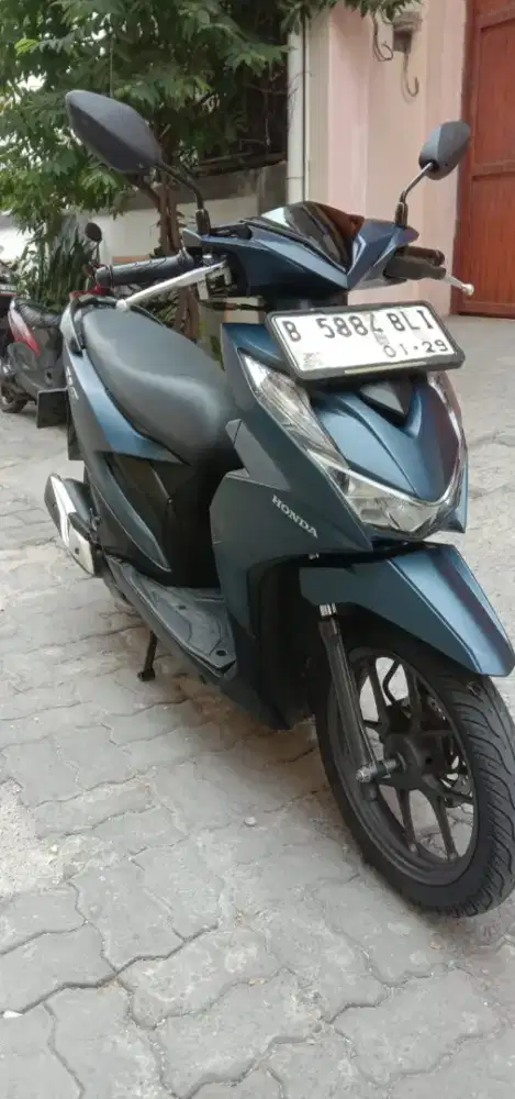 Honda beat LED tahun 2024.