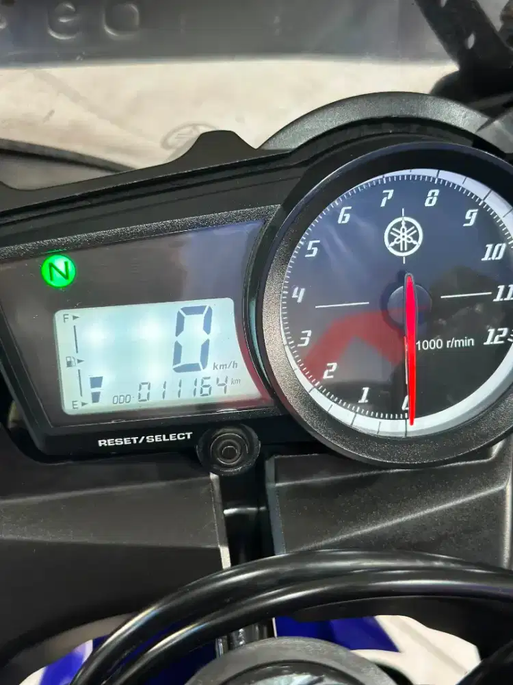 LOW KM YAMAHA R15 V2 TAHUN 2015