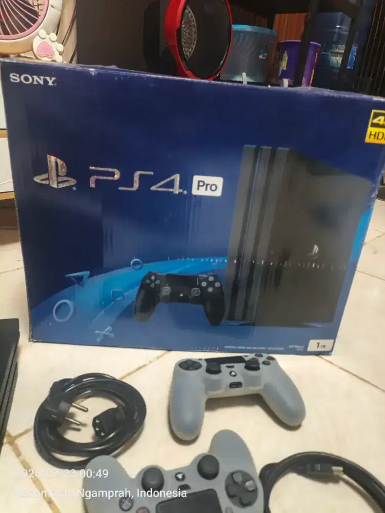 PS 4 PRO edisi ke 3 ps4