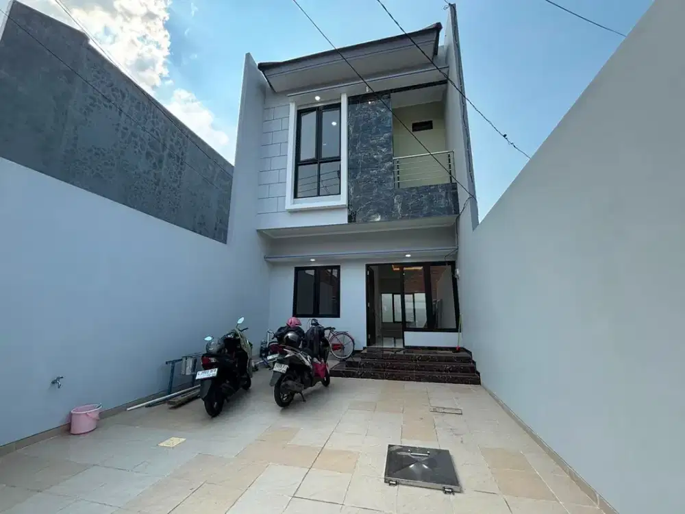 Dijual Rumah baru 2 lantai Putroagung