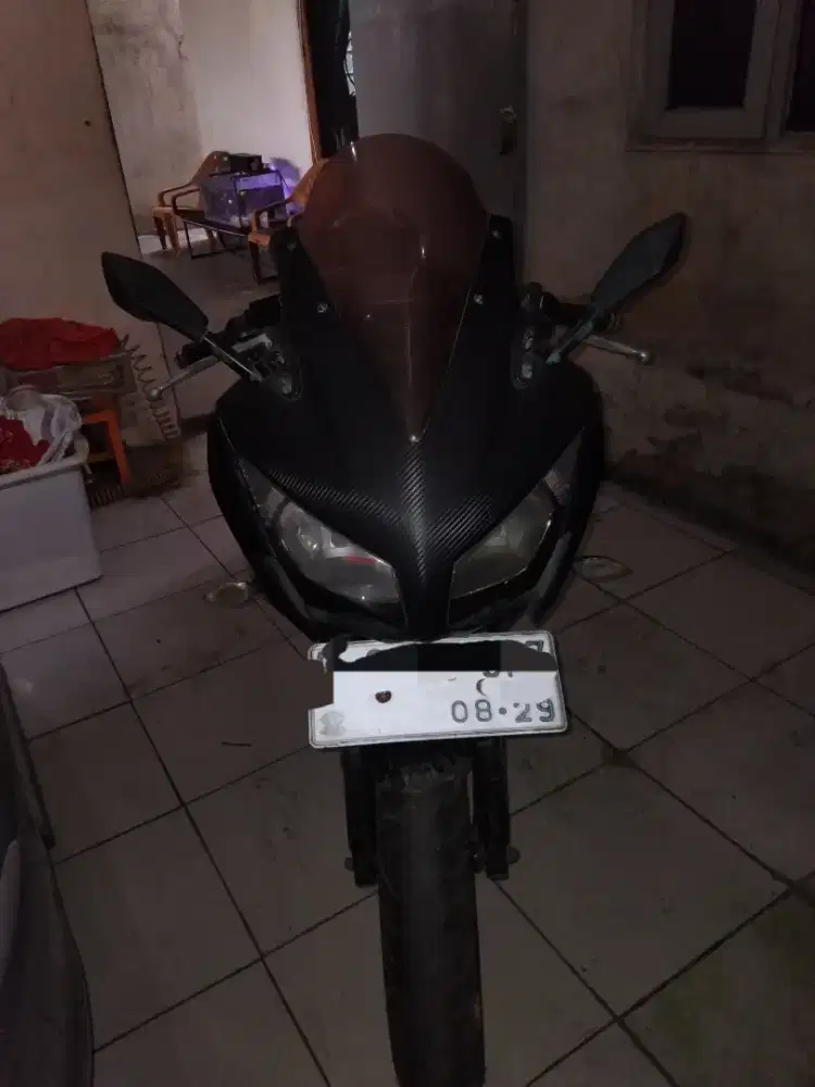 Cbr 2015 150cc  motor aman