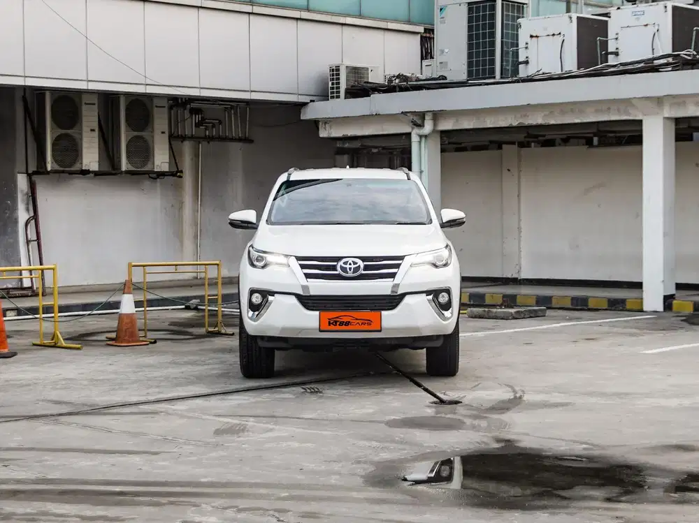 Toyota Foturner VRZ 2.4 AT 2019 Putih