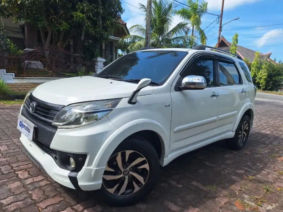 Toyota Rush 1.5 S Bensin-AT 2015 KTYN
