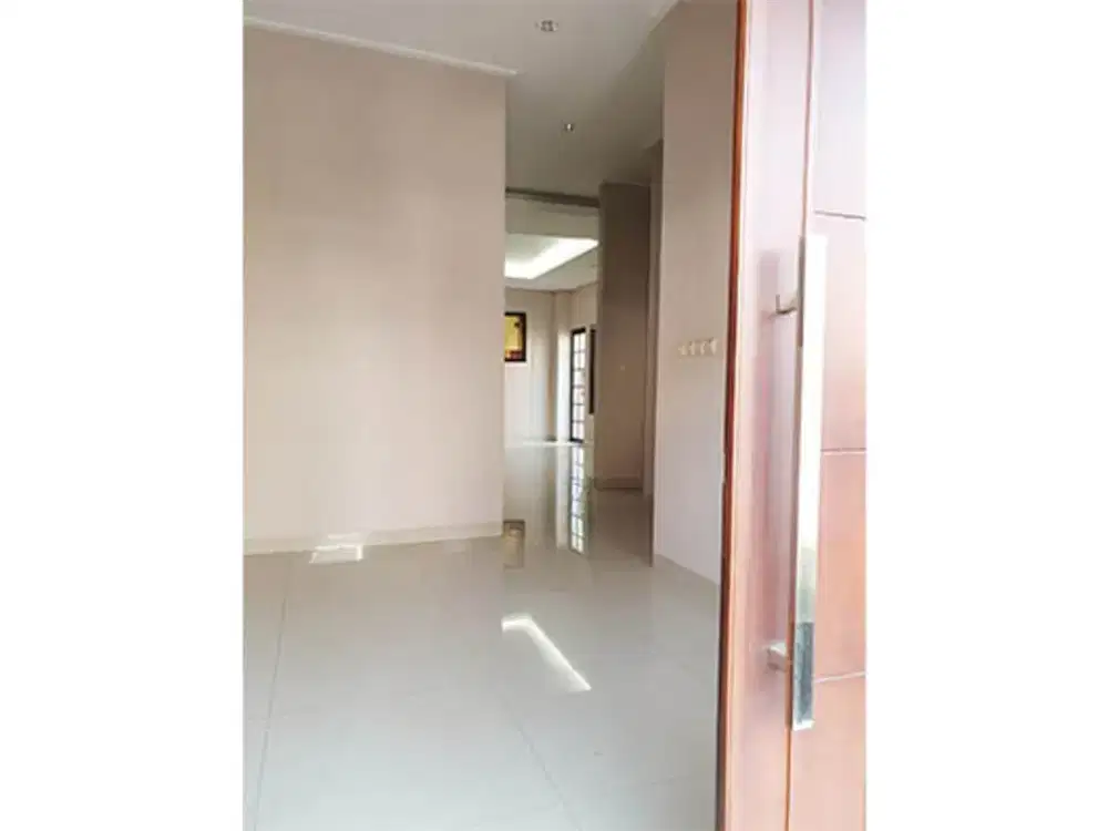 Dijual Rumah Hoek di Gading Park View, Kelapa Gading