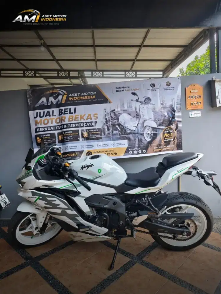 KAWASAKI ZX-25R