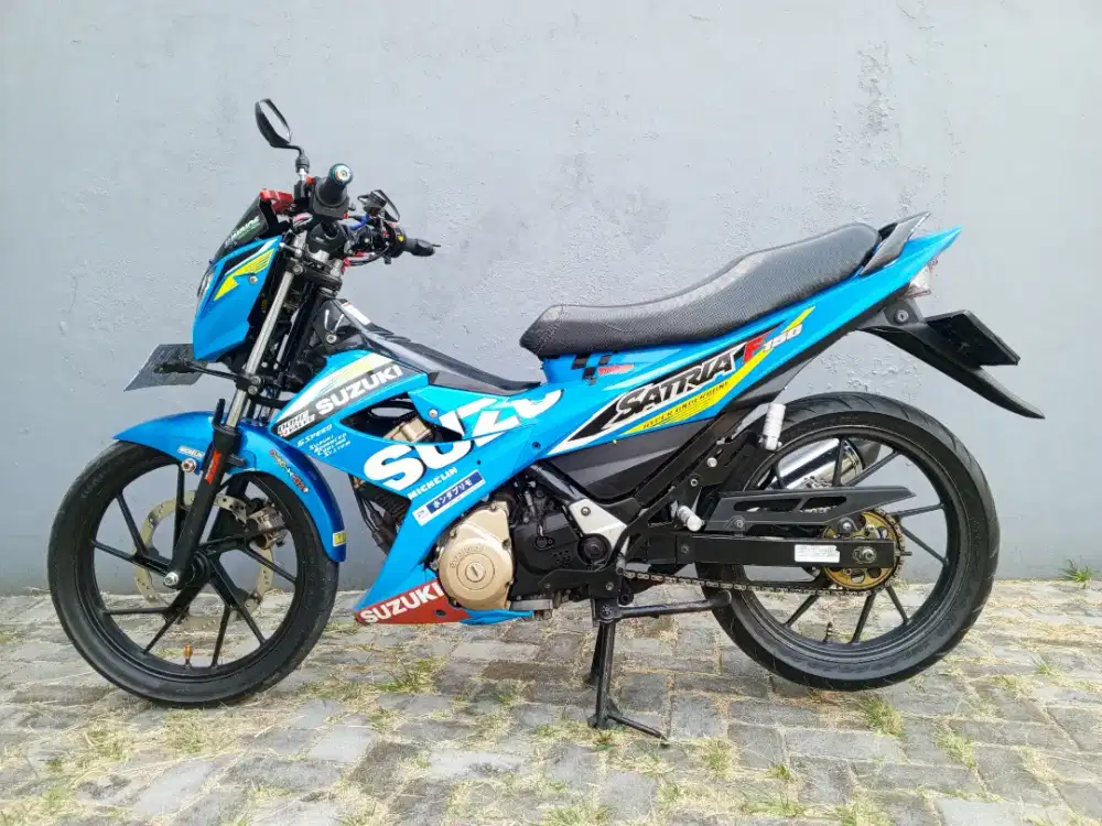 Suzuki Satria FU facelift SCD2 2014 regist 2015 Biru Motogp Edition