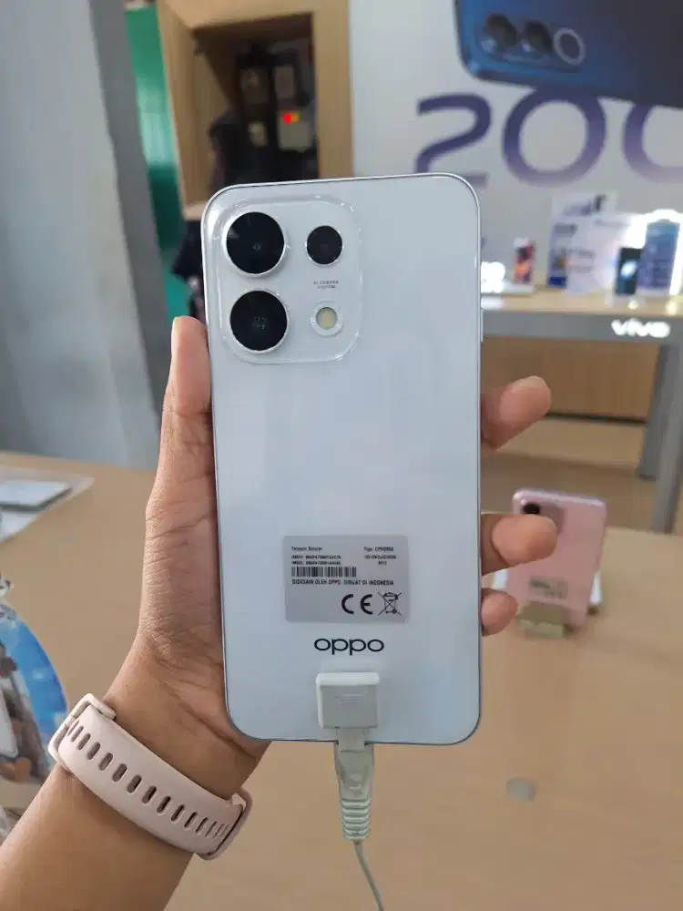 KREDIT OPPO RENO 16 SERIES GRATIS 2KALI ANGSURAN