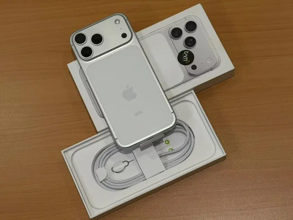 iPhone 17 Pro Max 256GB iBox Silver/Orange 1 Minggu Pakai