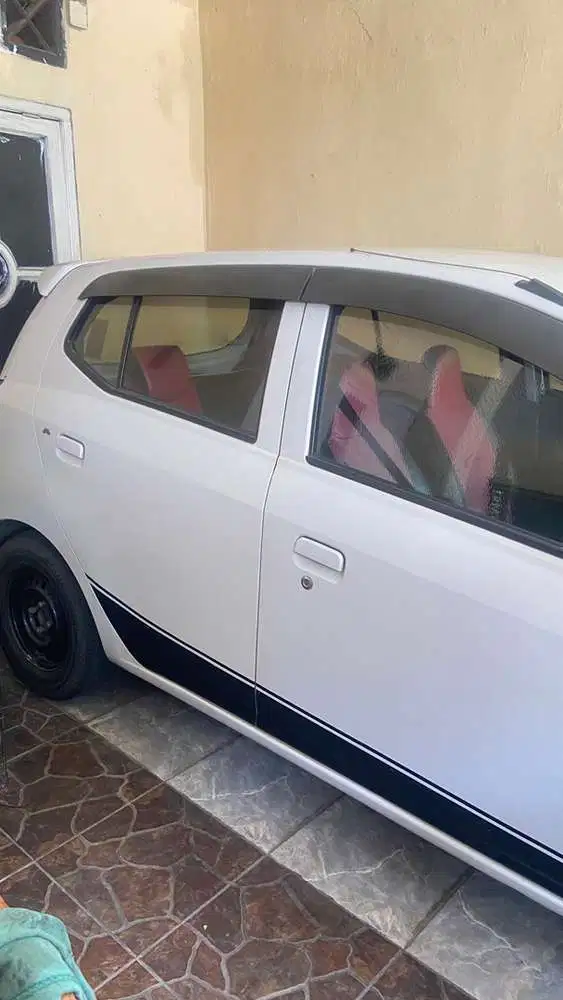 Daihatsu Ayla 2014