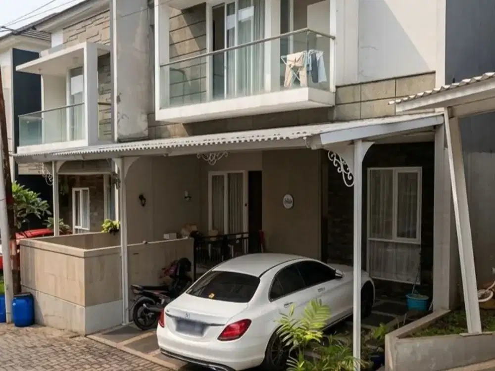RUMAH BAGUS SIAP HUNI DI KOMPLEK SETRA REGENCY