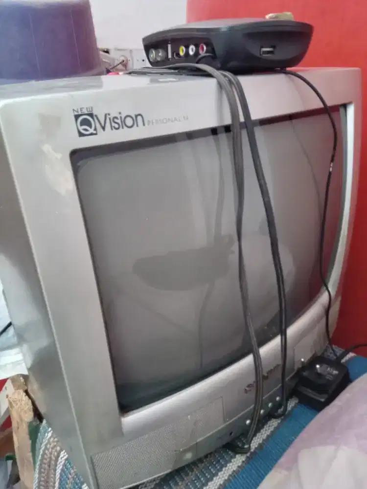 Tv tbg 14 msh normal berikut STB ,antena