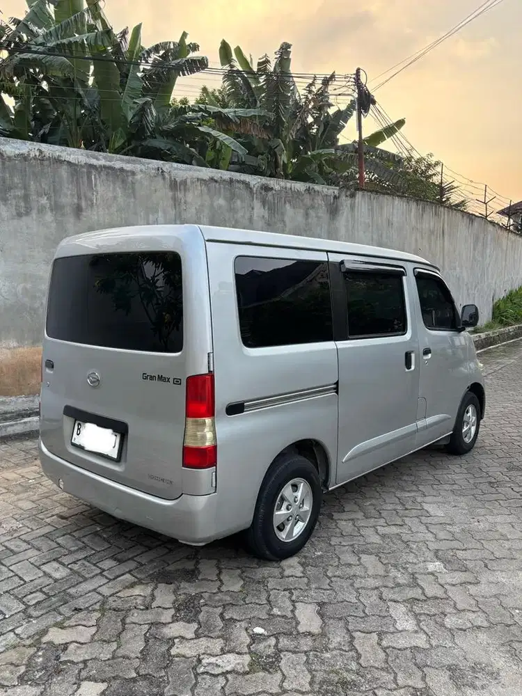 Gran max minibus 1.3 D manual