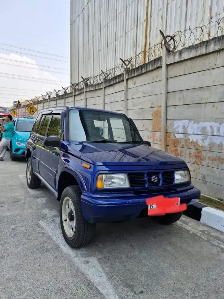 Suzuki Escudo 2001 Bensin