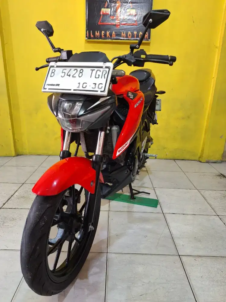 Suzuki GSX S150 Tahun 2019 Cash & Credit Pajak Hidup