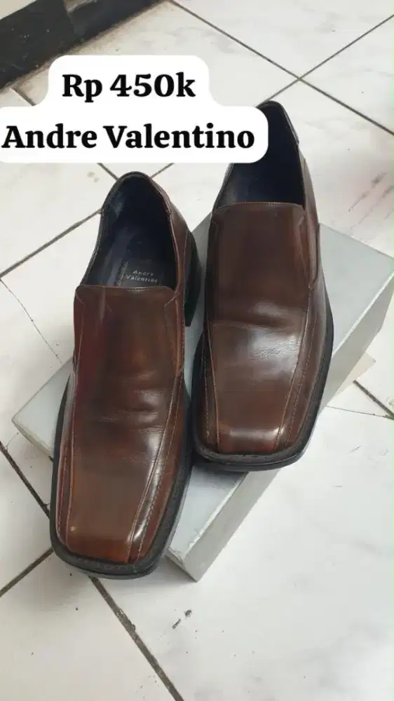 Sepatu branded preloved pria