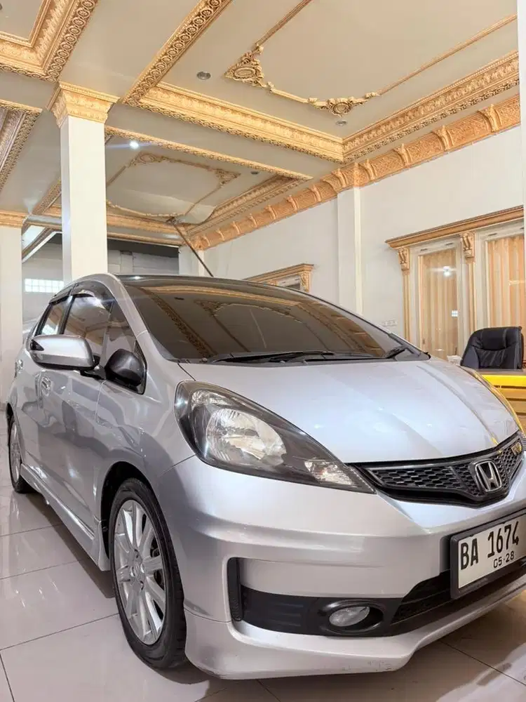 HONDA JAZZ RS MT 2013