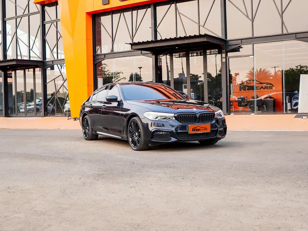 [BERGARANSI] BMW 520i M SPORT PACKED LIMITED EDITION 75TH INDO TH 2020