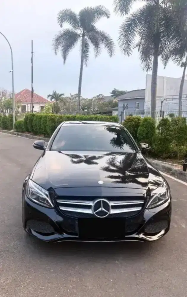 Mercedes-Benz C200 W205 AT CKD (2016)