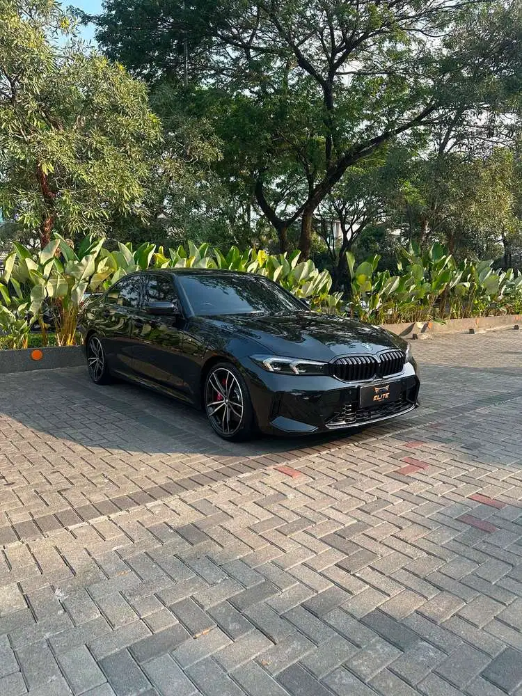 BMW 330i LCi M Sport 2023