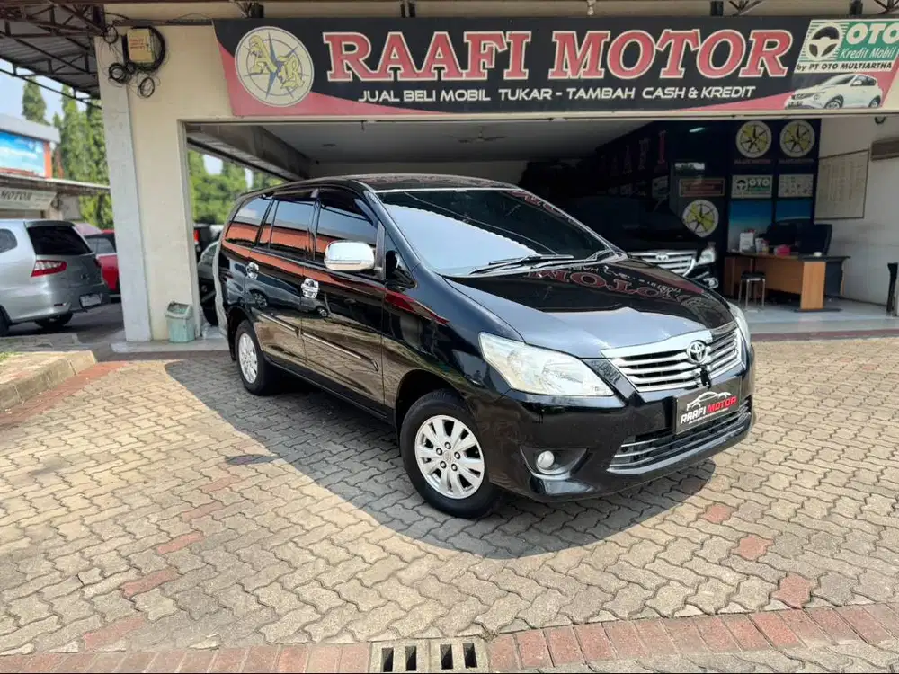 Toyota Kijang Innova 2.0 G AT 2013 Matic Hitam