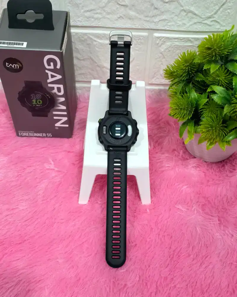 Garmin Forerunner 55 Hitam Istimewa