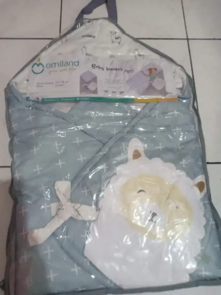 dijual aj msih baru .selimut bayi lembut empuk baru.&ayunan per dua