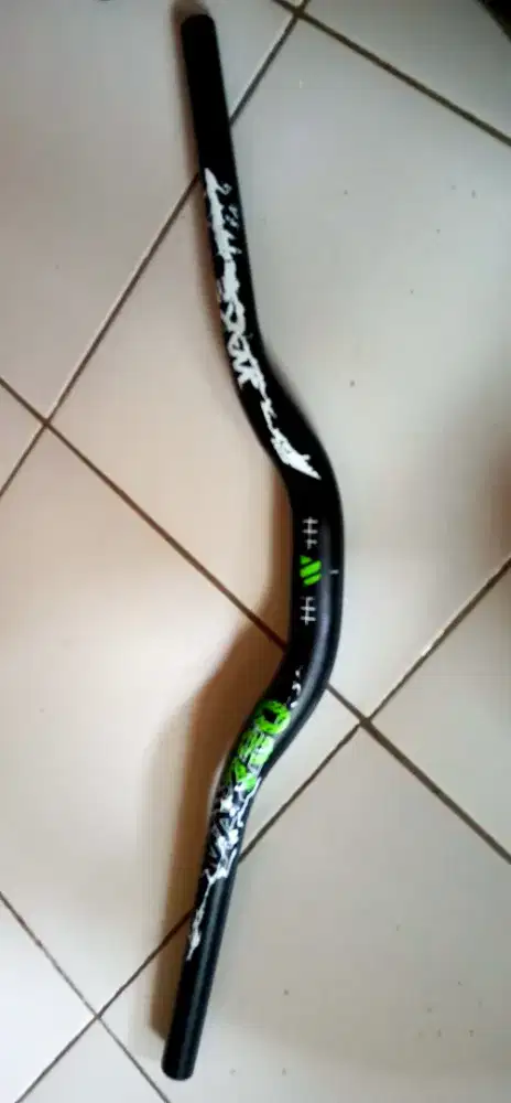 Handlebar/ RiseBar Oversize Wake A113
