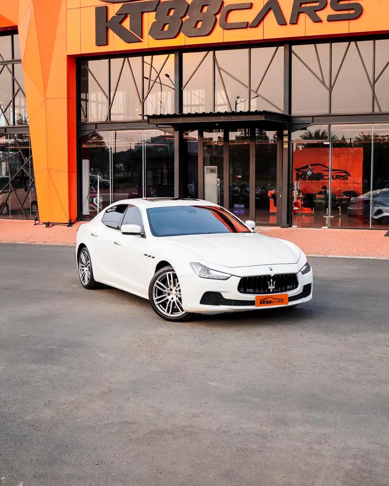 [BERGARANSI] MASERATI GHIBLI 3.0 S V6 MATIC TAHUN 2014/2015 PUTIH