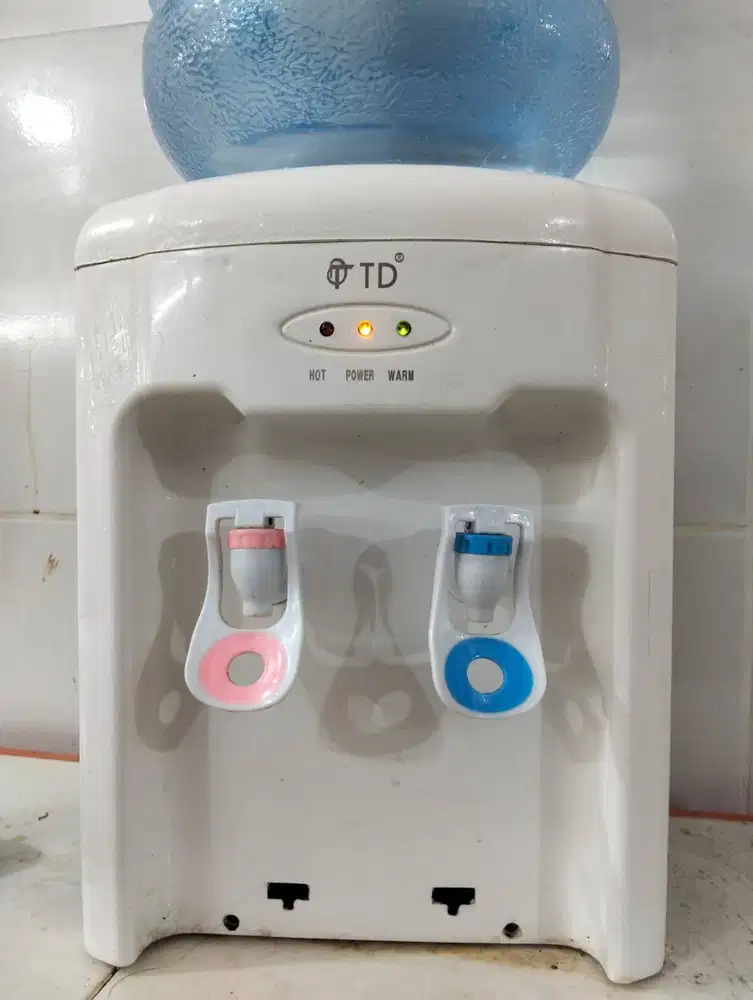TD - Dispenser air panas/normal