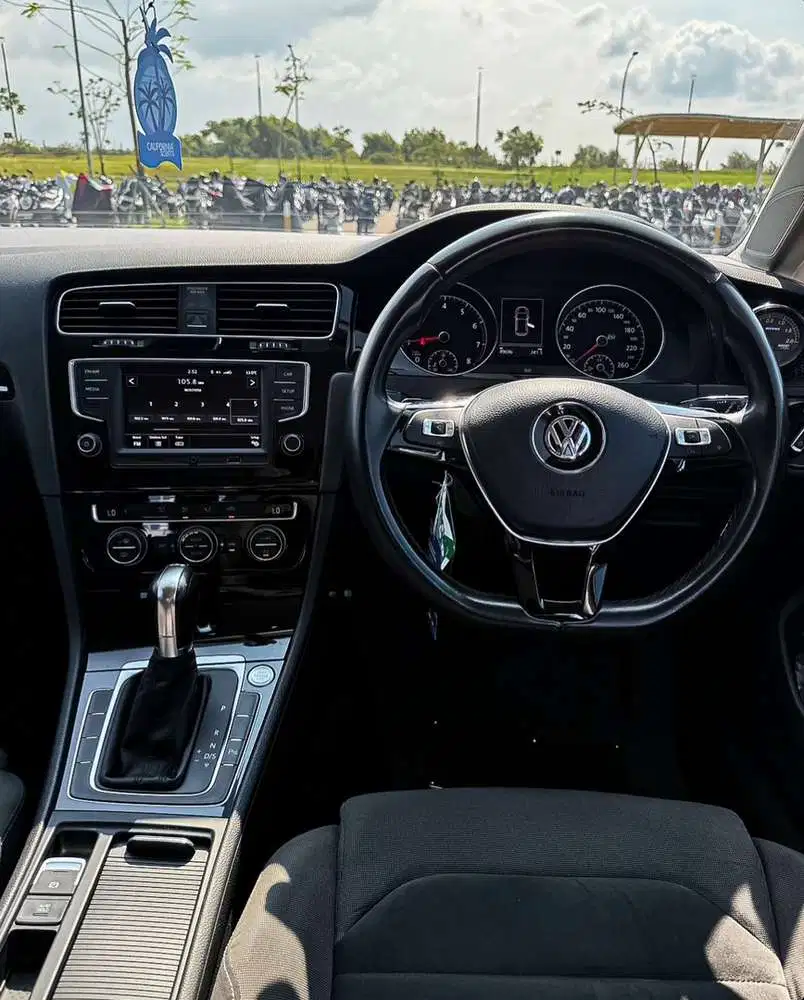 Volkswagen Golf 2014 Bensin