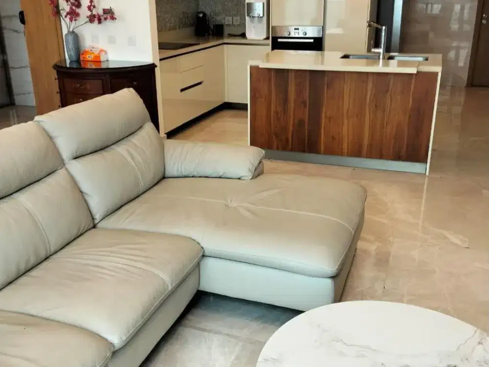 Dijual Apartemen Hillcrest Lippo Karawaci, 149M², 3Br, Private Lift, View Golf, Full Furnished, Rp3.5 M Nego