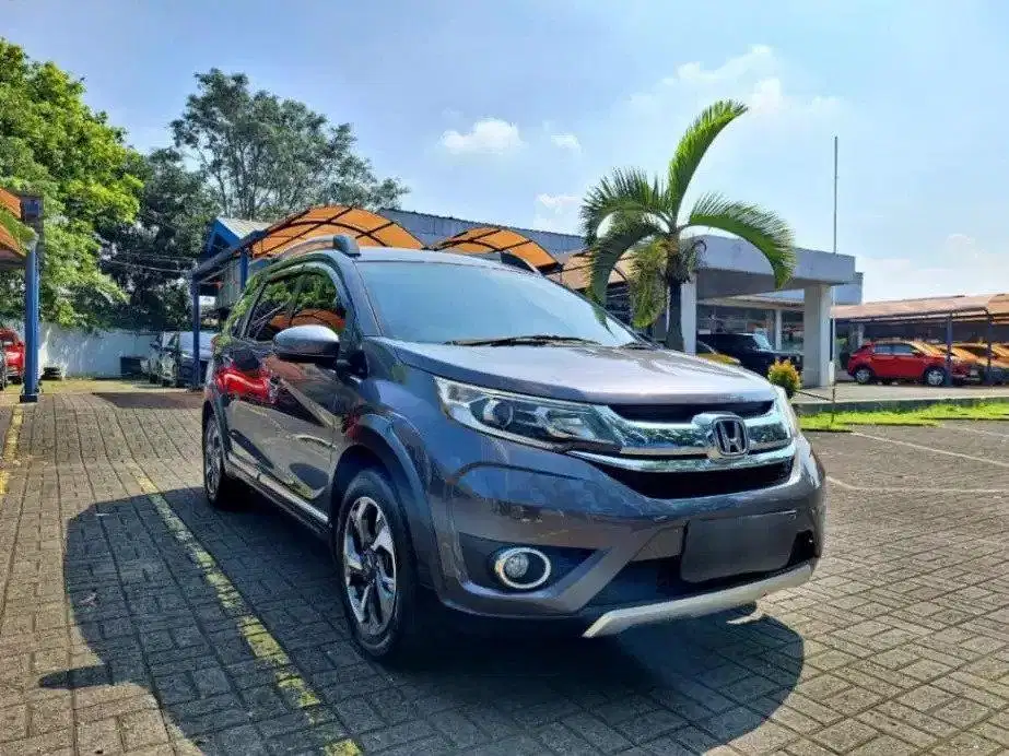 DP RENDAH - Honda BR-V 1.5 E Bensin-AT 2016