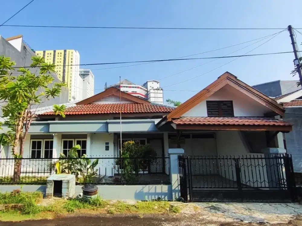 Rumah Baruk Utara dekat Merr, Medokan, Sukolilo, Semolowaru (DND)
